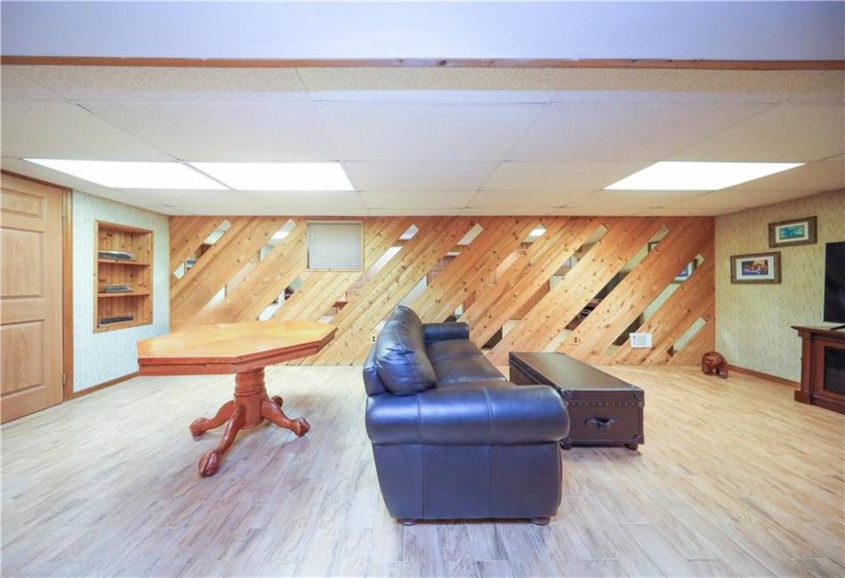 43 Winchester Avenue, Staten Island, New York 10312, 3 Bedrooms Bedrooms, ,2 BathroomsBathrooms,Residential,For Sale,Winchester,492565