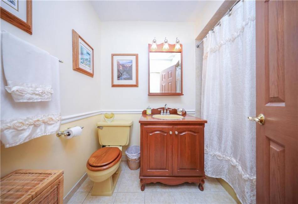43 Winchester Avenue, Staten Island, New York 10312, 3 Bedrooms Bedrooms, ,2 BathroomsBathrooms,Residential,For Sale,Winchester,492565