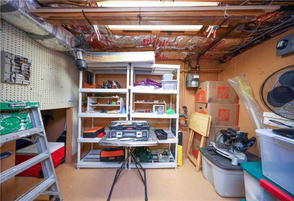 43 Winchester Avenue, Staten Island, New York 10312, 3 Bedrooms Bedrooms, ,2 BathroomsBathrooms,Residential,For Sale,Winchester,492565