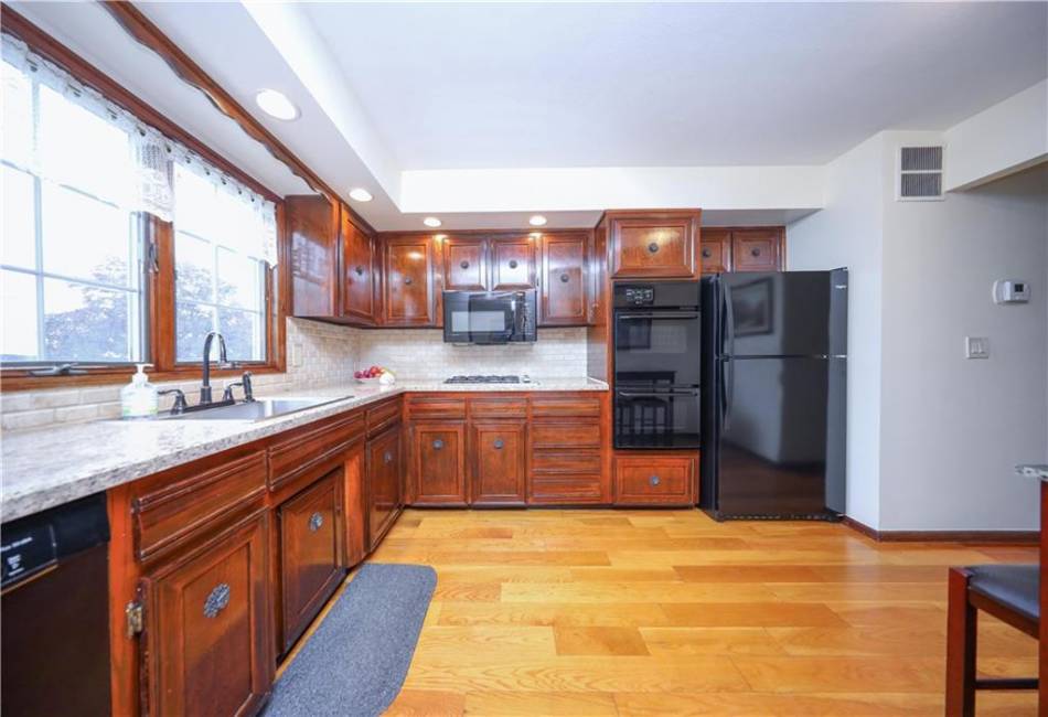43 Winchester Avenue, Staten Island, New York 10312, 3 Bedrooms Bedrooms, ,2 BathroomsBathrooms,Residential,For Sale,Winchester,492565