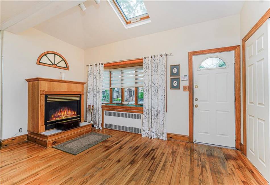 1413 81st Street, Brooklyn, New York 11228, 3 Bedrooms Bedrooms, ,2 BathroomsBathrooms,Residential,For Sale,81st,492618