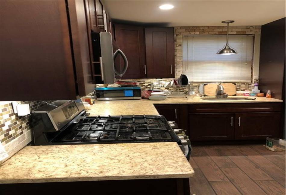 357 Grant Avenue, Brooklyn, New York 11208, 4 Bedrooms Bedrooms, ,1 BathroomBathrooms,Residential,For Sale,Grant,492622