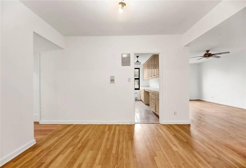 202 Seeley Street, Brooklyn, New York 11218, 2 Bedrooms Bedrooms, ,1 BathroomBathrooms,Residential,For Sale,Seeley,491089