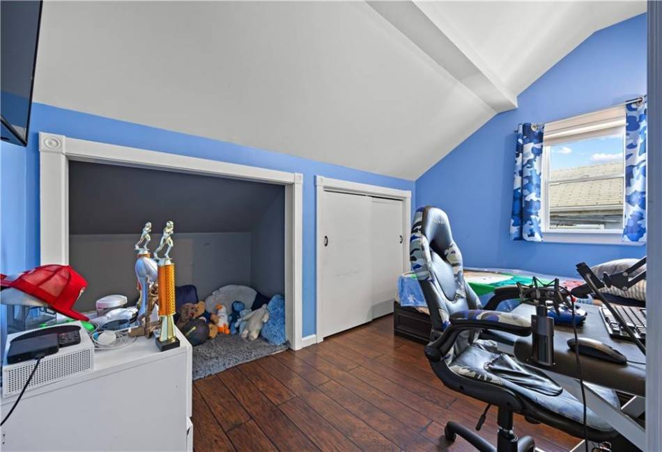 1182 Arthur Kill Road, Staten Island, New York 10312, 3 Bedrooms Bedrooms, ,2 BathroomsBathrooms,Residential,For Sale,Arthur Kill,492616