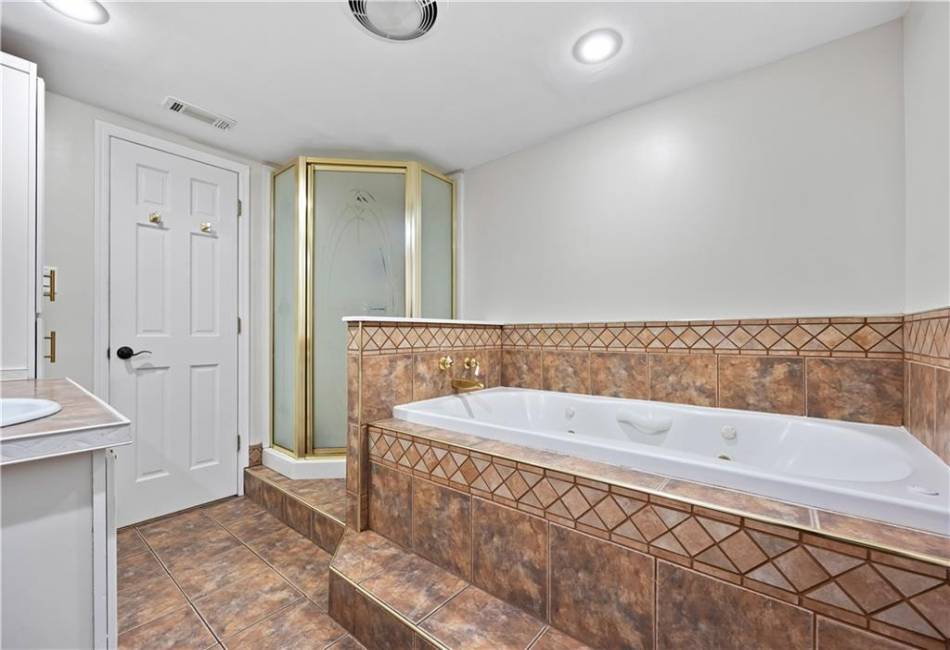 1182 Arthur Kill Road, Staten Island, New York 10312, 3 Bedrooms Bedrooms, ,2 BathroomsBathrooms,Residential,For Sale,Arthur Kill,492616