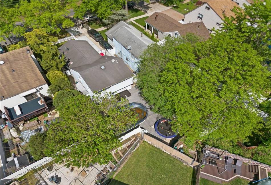 1182 Arthur Kill Road, Staten Island, New York 10312, 3 Bedrooms Bedrooms, ,2 BathroomsBathrooms,Residential,For Sale,Arthur Kill,492616