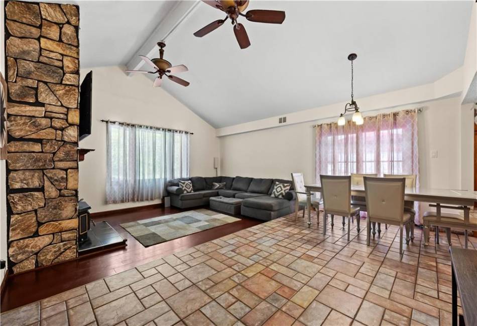 1182 Arthur Kill Road, Staten Island, New York 10312, 3 Bedrooms Bedrooms, ,2 BathroomsBathrooms,Residential,For Sale,Arthur Kill,492616