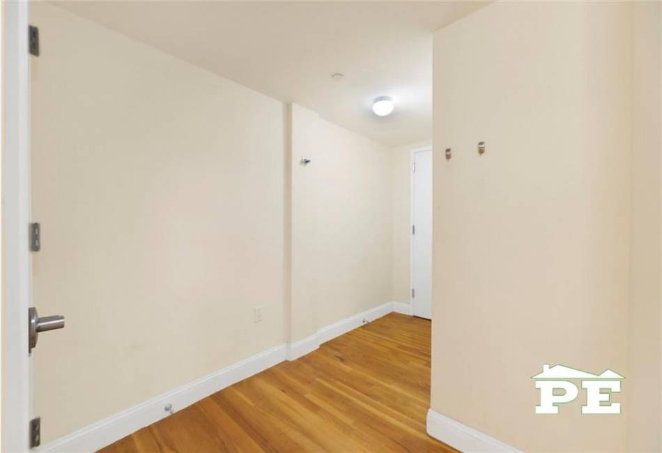 2068 Ocean Avenue, Brooklyn, New York 11230, 1 Bedroom Bedrooms, ,1 BathroomBathrooms,Residential,For Sale,Ocean,492621