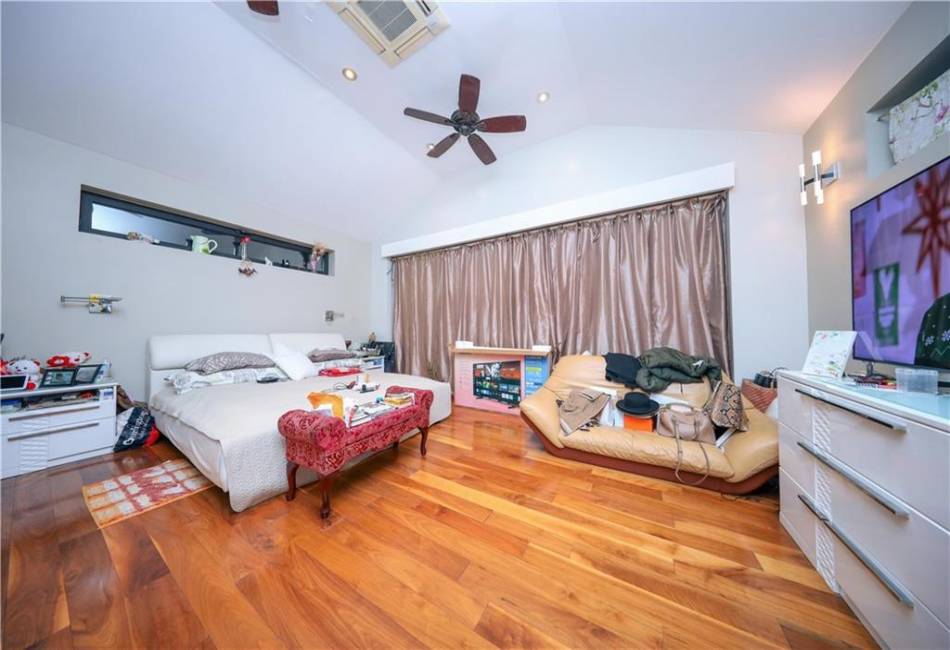 24 Martineau Street, Staten Island, New York 10303, 3 Bedrooms Bedrooms, ,3 BathroomsBathrooms,Residential,For Sale,Martineau,492629