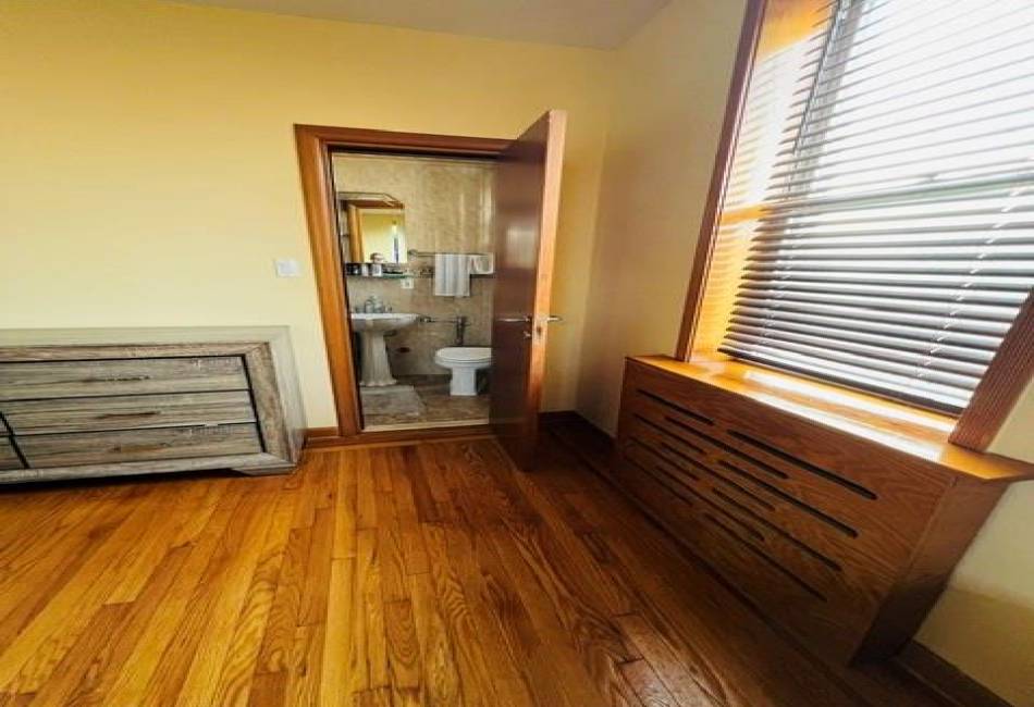 1900 Quentin Road, Brooklyn, New York 11229, 2 Bedrooms Bedrooms, ,1.75 BathroomsBathrooms,Residential,For Sale,Quentin,492631