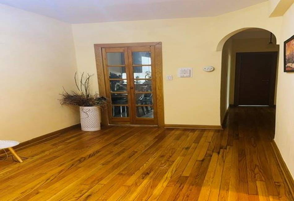1900 Quentin Road, Brooklyn, New York 11229, 2 Bedrooms Bedrooms, ,1.75 BathroomsBathrooms,Residential,For Sale,Quentin,492631