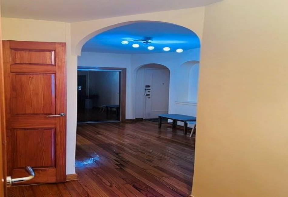 1900 Quentin Road, Brooklyn, New York 11229, 2 Bedrooms Bedrooms, ,1.75 BathroomsBathrooms,Residential,For Sale,Quentin,492631