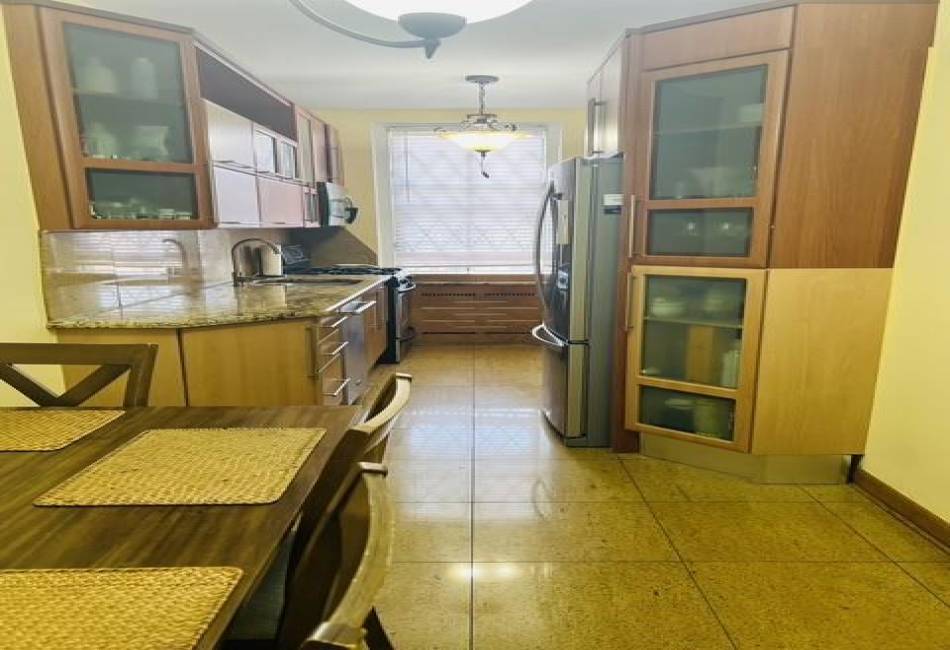 1900 Quentin Road, Brooklyn, New York 11229, 2 Bedrooms Bedrooms, ,1.75 BathroomsBathrooms,Residential,For Sale,Quentin,492631