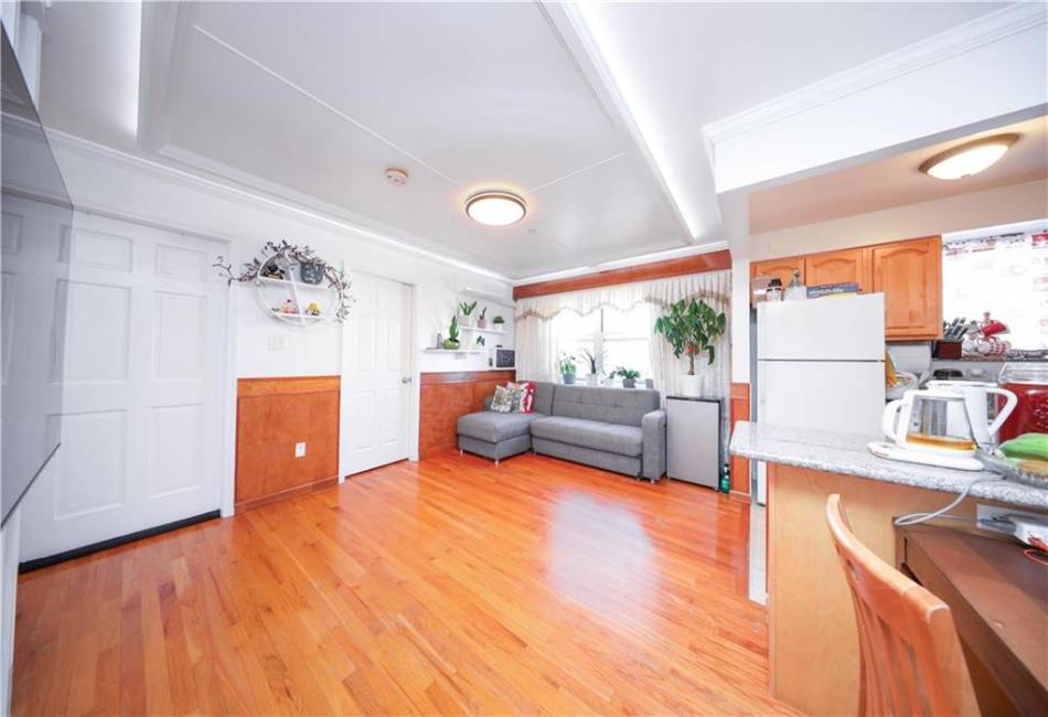 1820 73rd Street, Brooklyn, New York 11204, 3 Bedrooms Bedrooms, ,2 BathroomsBathrooms,Residential,For Sale,73rd,492633