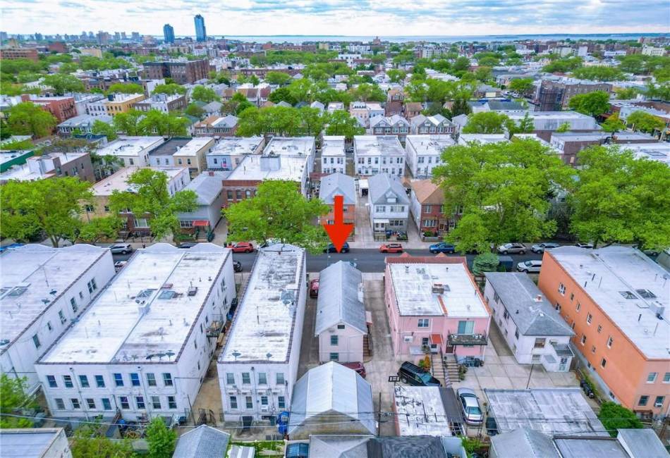 2035 73rd Street, Brooklyn, New York 11204, 3 Bedrooms Bedrooms, ,2 BathroomsBathrooms,Residential,For Sale,73rd,492636