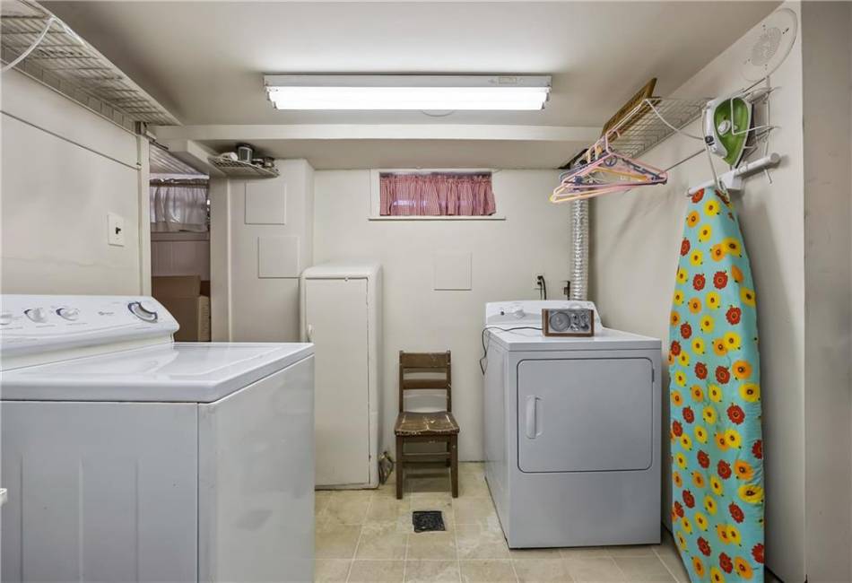1490 23rd Street, Brooklyn, New York 11210, 2 Bedrooms Bedrooms, ,2 BathroomsBathrooms,Residential,For Sale,23rd,492639