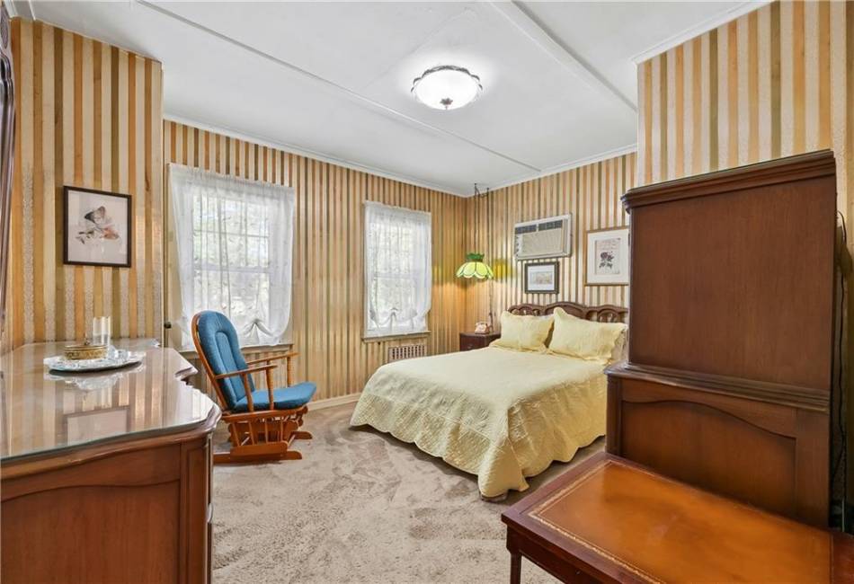1490 23rd Street, Brooklyn, New York 11210, 2 Bedrooms Bedrooms, ,2 BathroomsBathrooms,Residential,For Sale,23rd,492639