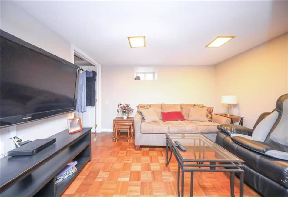 1863 66th Street, Brooklyn, New York 11204, 5 Bedrooms Bedrooms, ,3 BathroomsBathrooms,Residential,For Sale,66th,492645