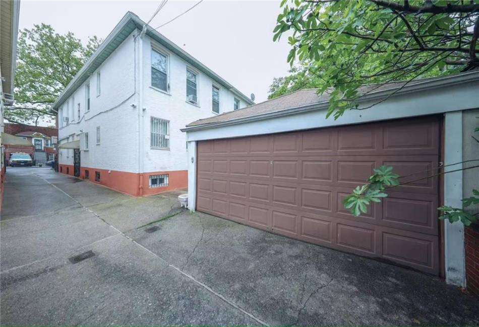 1863 66th Street, Brooklyn, New York 11204, 5 Bedrooms Bedrooms, ,3 BathroomsBathrooms,Residential,For Sale,66th,492645