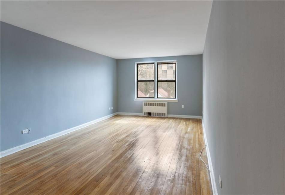 40 89th Street, Brooklyn, New York 11209, 1 Bedroom Bedrooms, ,1 BathroomBathrooms,Residential,For Sale,89th,490583