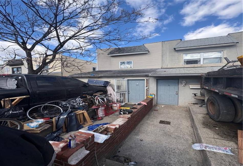 21 Preston Court, Brooklyn, New York 11234, 2 Bedrooms Bedrooms, ,1 BathroomBathrooms,Residential,For Sale,Preston,490790