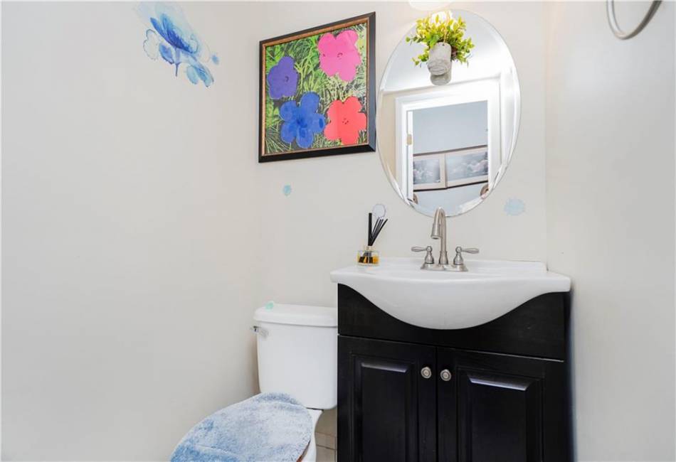 131 Stonegate Drive, Staten Island, New York 10304, 3 Bedrooms Bedrooms, ,3 BathroomsBathrooms,Residential,For Sale,Stonegate,492619