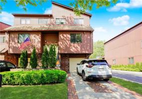 131 Stonegate Drive, Staten Island, New York 10304, 3 Bedrooms Bedrooms, ,3 BathroomsBathrooms,Residential,For Sale,Stonegate,492619