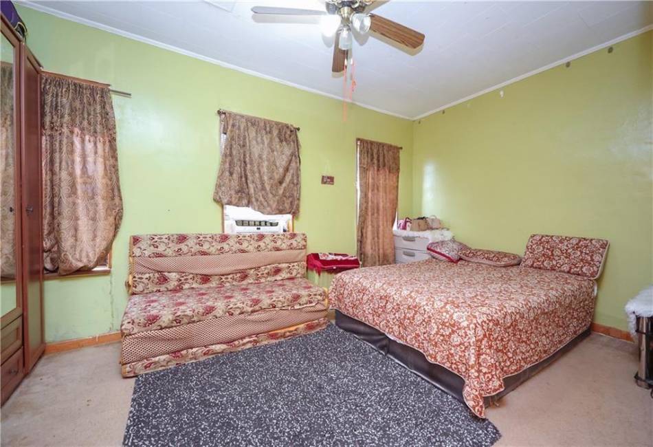 1722 70th Street, Brooklyn, New York 11204, 3 Bedrooms Bedrooms, ,2 BathroomsBathrooms,Residential,For Sale,70th,492626