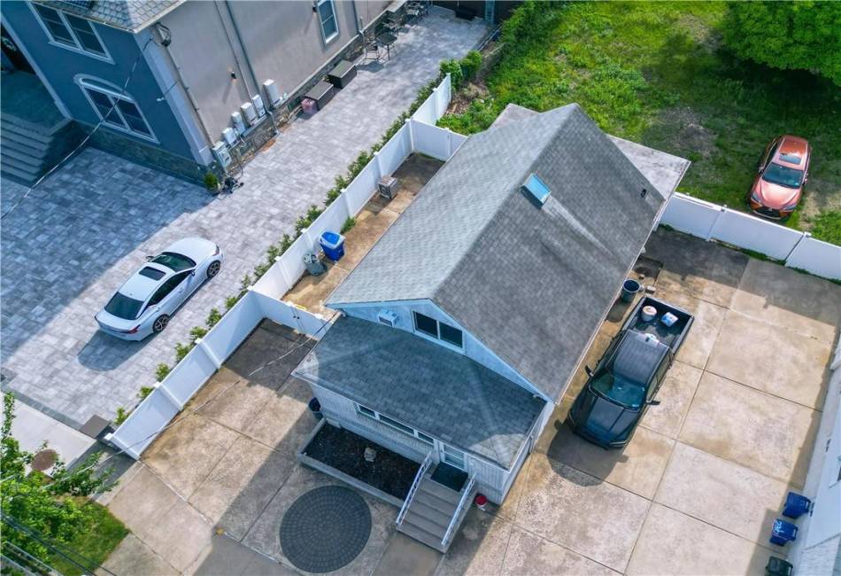 230 Bedell Avenue, Staten Island, New York 10307, 2 Bedrooms Bedrooms, ,1 BathroomBathrooms,Residential,For Sale,Bedell,492647