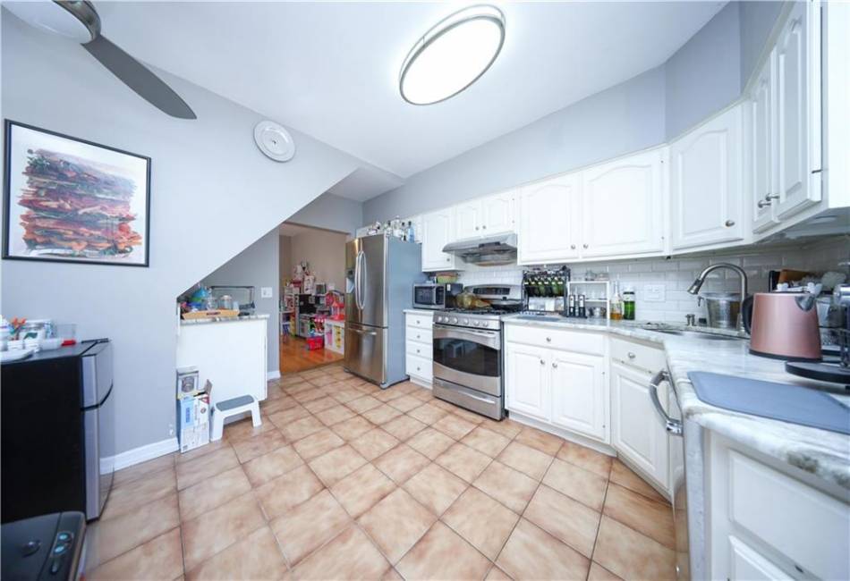 2039 Batchelder Street, Brooklyn, New York 11229, 3 Bedrooms Bedrooms, ,2 BathroomsBathrooms,Residential,For Sale,Batchelder,492652