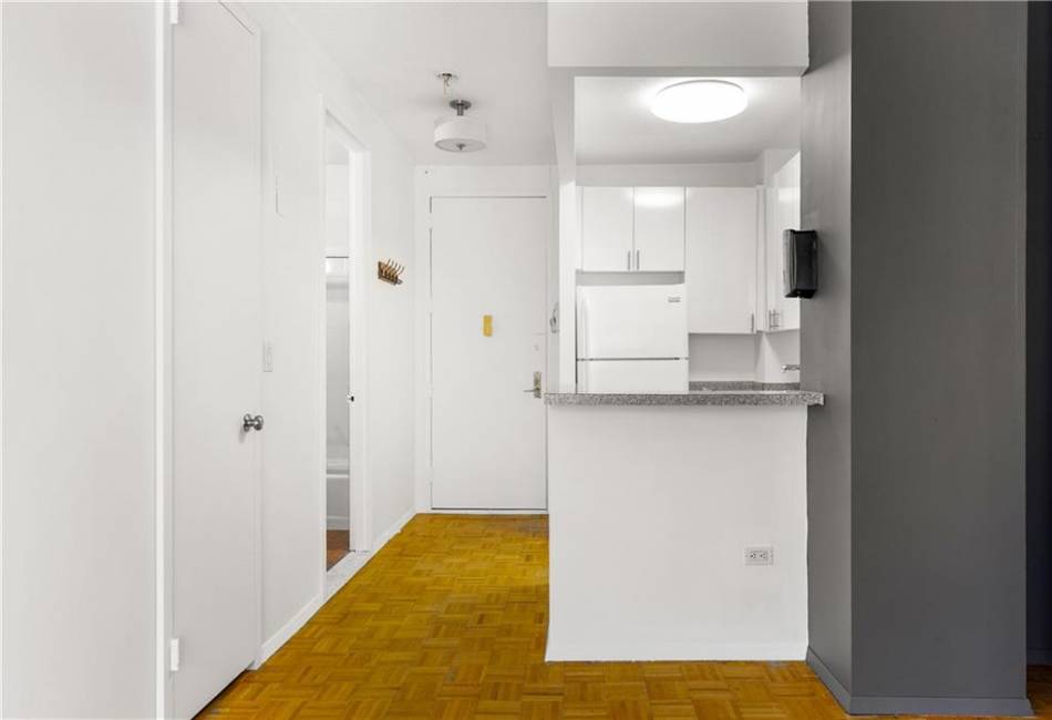3111 Ocean Parkway, Brooklyn, New York 11235, ,1 BathroomBathrooms,Residential,For Sale,Ocean,492654