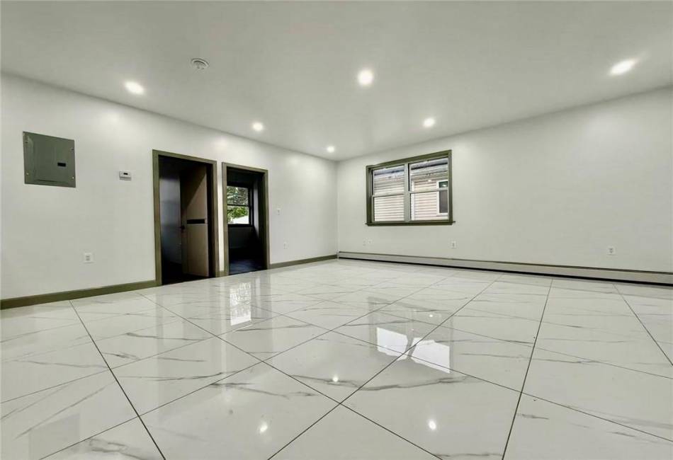 54 Irving Place, Staten Island, New York 10304, 3 Bedrooms Bedrooms, ,2 BathroomsBathrooms,Rental,For Sale,Irving,492660