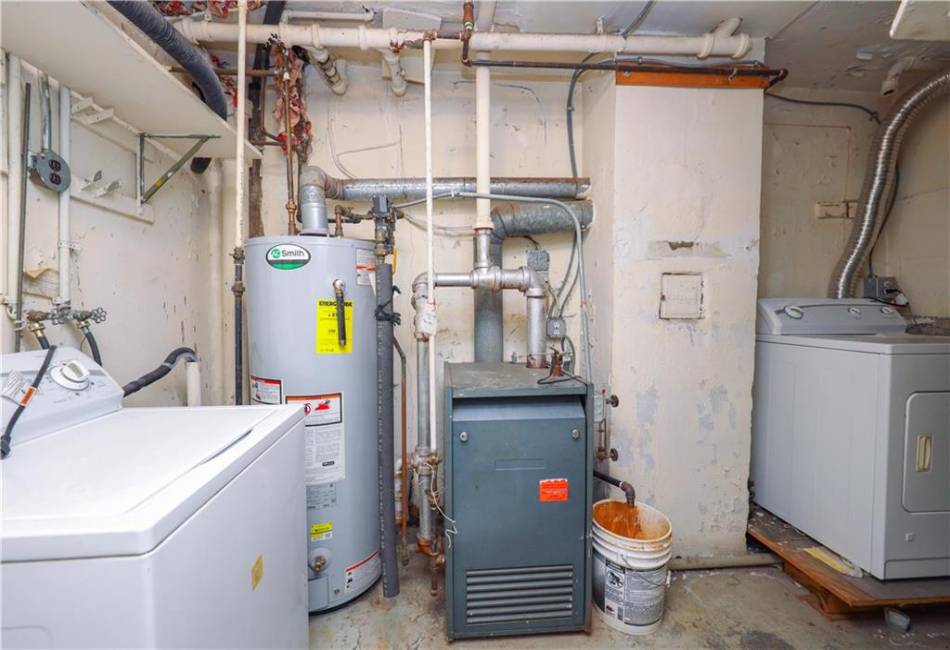 2327 16th Street, Brooklyn, New York 11229, ,2 BathroomsBathrooms,Residential,For Sale,16th,492662