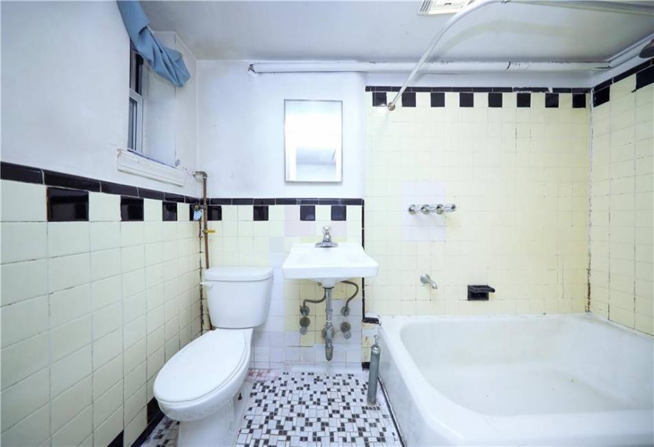 2327 16th Street, Brooklyn, New York 11229, ,2 BathroomsBathrooms,Residential,For Sale,16th,492662