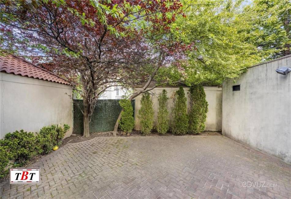 3107 Bedford Avenue, Brooklyn, New York 11210, 7 Bedrooms Bedrooms, ,5 BathroomsBathrooms,Residential,For Sale,Bedford Avenue,492632