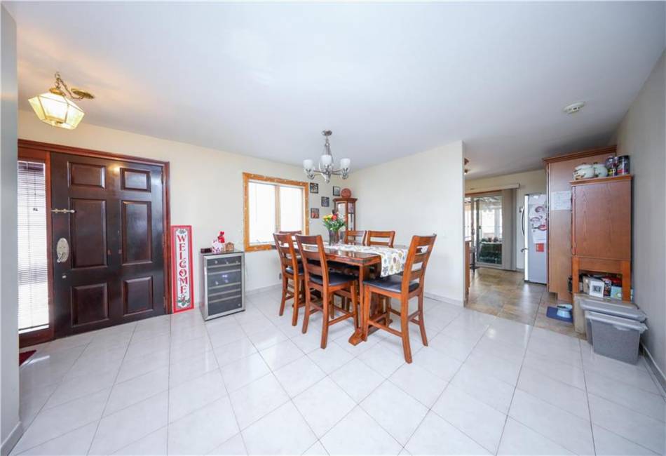 345 Colon Avenue, Staten Island, New York 10308, 3 Bedrooms Bedrooms, ,2 BathroomsBathrooms,Residential,For Sale,Colon,492638