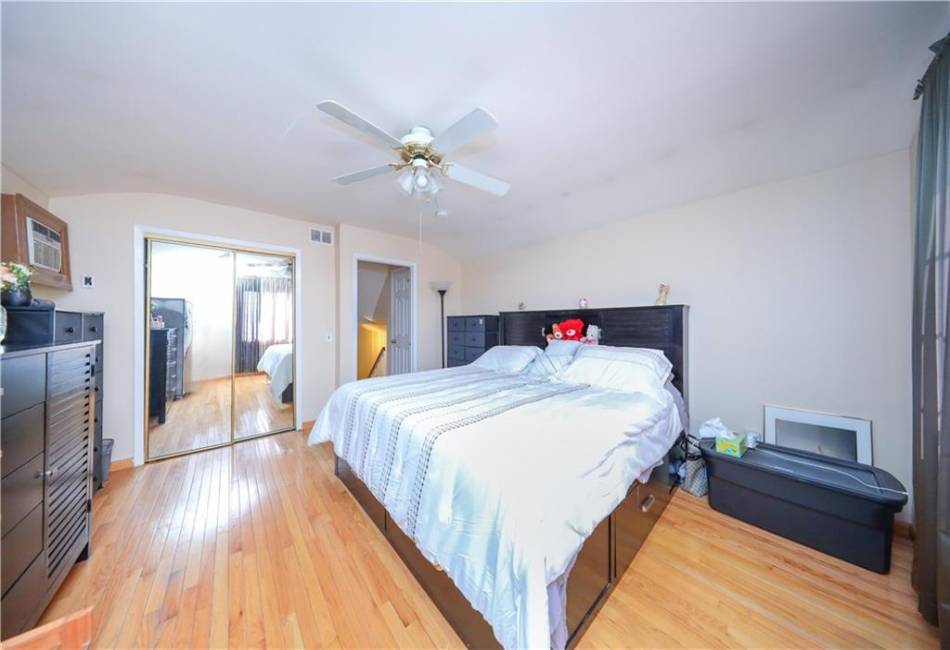 345 Colon Avenue, Staten Island, New York 10308, 3 Bedrooms Bedrooms, ,2 BathroomsBathrooms,Residential,For Sale,Colon,492638
