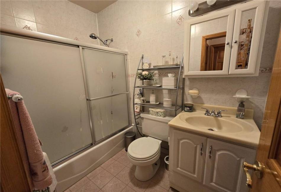 1633 13th Street, Brooklyn, New York 11223, 7 Bedrooms Bedrooms, ,5 BathroomsBathrooms,Residential,For Sale,13th,492671