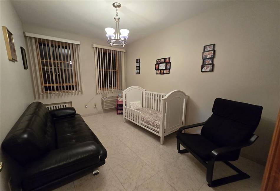 1633 13th Street, Brooklyn, New York 11223, 7 Bedrooms Bedrooms, ,5 BathroomsBathrooms,Residential,For Sale,13th,492671