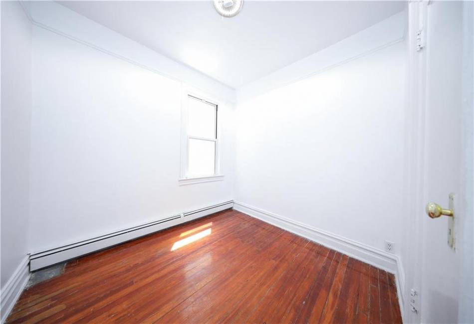 206 Marine Avenue, Brooklyn, New York 11209, 5 Bedrooms Bedrooms, ,2 BathroomsBathrooms,Residential,For Sale,Marine,492672