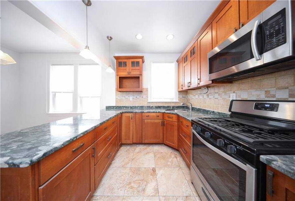206 Marine Avenue, Brooklyn, New York 11209, 5 Bedrooms Bedrooms, ,2 BathroomsBathrooms,Residential,For Sale,Marine,492672