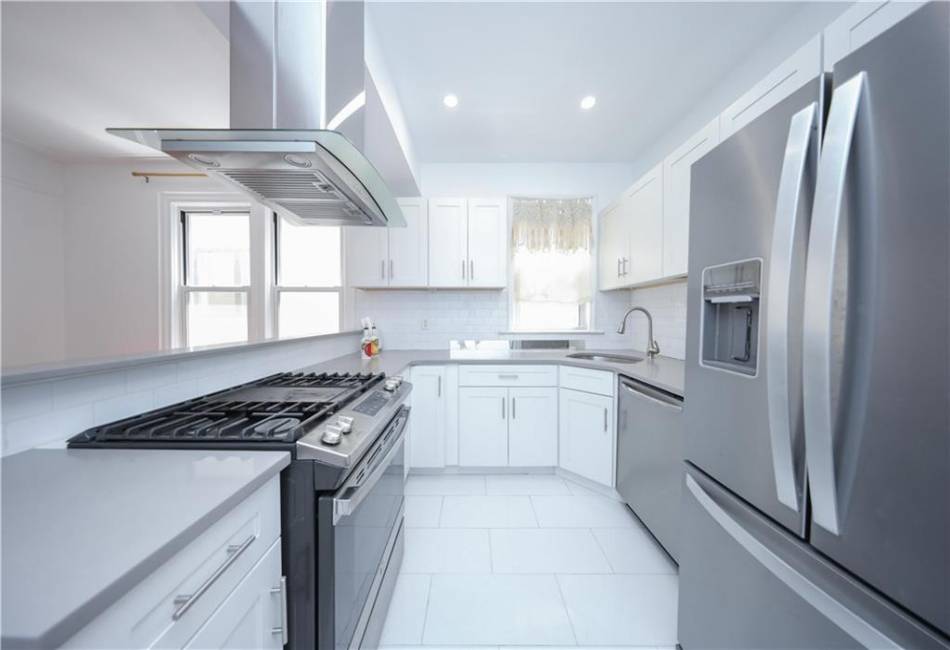 206 Marine Avenue, Brooklyn, New York 11209, 5 Bedrooms Bedrooms, ,2 BathroomsBathrooms,Residential,For Sale,Marine,492672