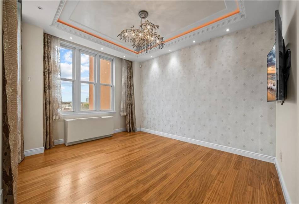 105 Oceana Drive, Brooklyn, New York 1125, 3 Bedrooms Bedrooms, ,2 BathroomsBathrooms,Residential,For Sale,Oceana,492675
