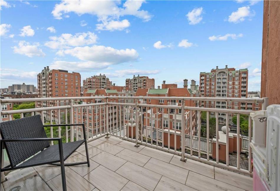 105 Oceana Drive, Brooklyn, New York 1125, 3 Bedrooms Bedrooms, ,2 BathroomsBathrooms,Residential,For Sale,Oceana,492675