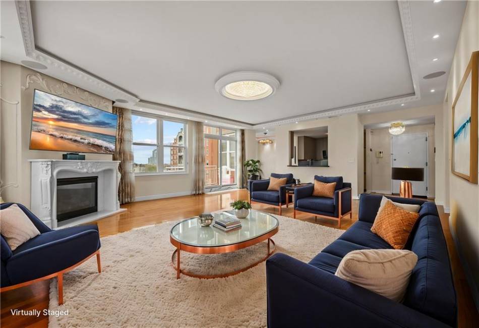 105 Oceana Drive, Brooklyn, New York 1125, 3 Bedrooms Bedrooms, ,2 BathroomsBathrooms,Residential,For Sale,Oceana,492675