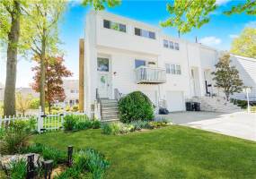 40 Kyle Court, Staten Island, New York 10312, 4 Bedrooms Bedrooms, ,3 BathroomsBathrooms,Residential,For Sale,Kyle,492676