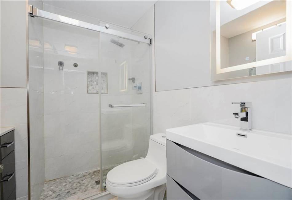 40 Kyle Court, Staten Island, New York 10312, 4 Bedrooms Bedrooms, ,3 BathroomsBathrooms,Residential,For Sale,Kyle,492676