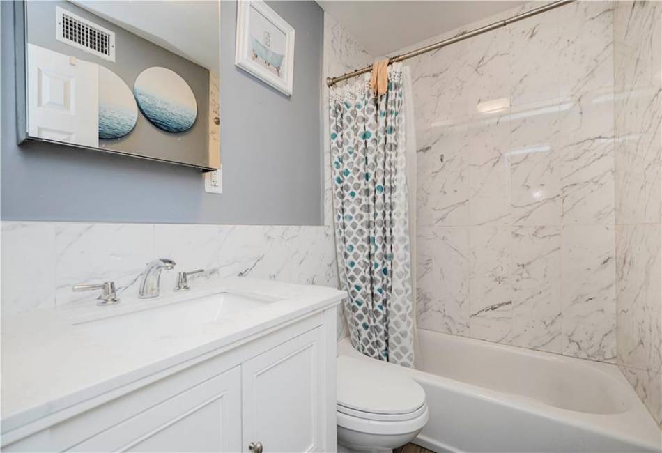 40 Kyle Court, Staten Island, New York 10312, 4 Bedrooms Bedrooms, ,3 BathroomsBathrooms,Residential,For Sale,Kyle,492676