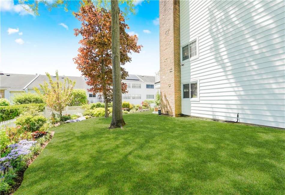 40 Kyle Court, Staten Island, New York 10312, 4 Bedrooms Bedrooms, ,3 BathroomsBathrooms,Residential,For Sale,Kyle,492676