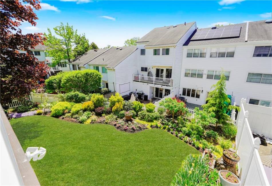 40 Kyle Court, Staten Island, New York 10312, 4 Bedrooms Bedrooms, ,3 BathroomsBathrooms,Residential,For Sale,Kyle,492676